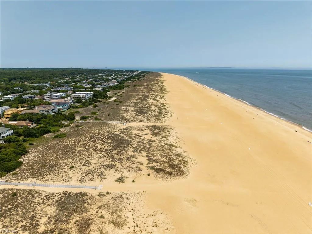 Virginia Beach, Virginia 23451, United States, 5 Bedrooms Bedrooms, ,4 BathroomsBathrooms,Residential,Active,146908