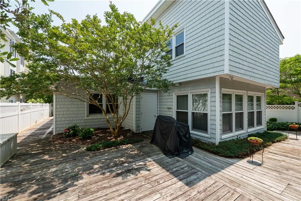 Virginia Beach, Virginia 23451, United States, 5 Bedrooms Bedrooms, ,4 BathroomsBathrooms,Residential,Active,146908