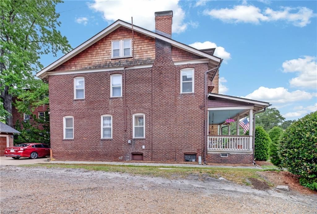 Photo of 1709 Hampton Boulevard, Norfolk, VA 23517 (MLS # 10636544)