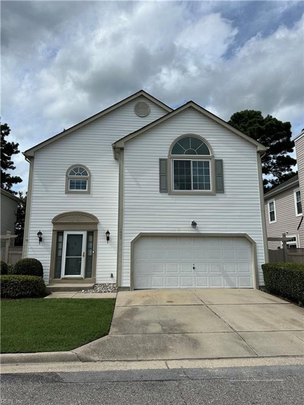 Photo of 1605 Woodstock Court, Chesapeake, VA 23320 (MLS # 10635402)