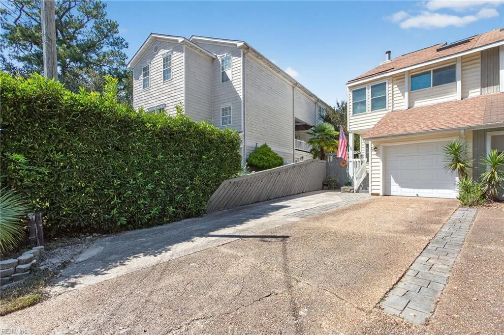 Virginia Beach, Virginia 23455, United States, 3 Bedrooms Bedrooms, ,3 BathroomsBathrooms,Residential,Active,237777