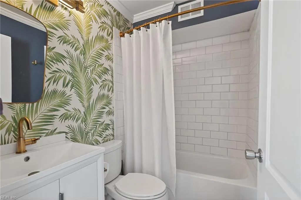 Virginia Beach, Virginia 23455, United States, 3 Bedrooms Bedrooms, ,3 BathroomsBathrooms,Residential,Active,237777