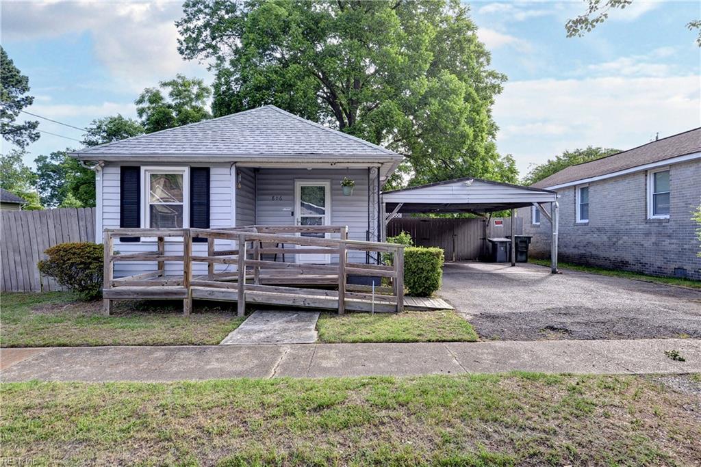 Photo of 806 Pocahontas Place, Hampton, VA 23661 (MLS # 10637718)