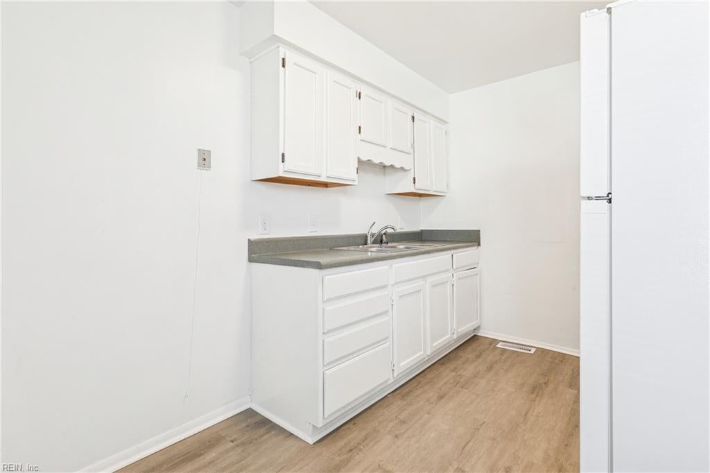 Photo of 1315 Little Bay Avenue, Norfolk, VA 23503 (MLS # 10653728)