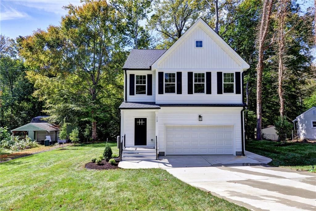 Photo of 113 Indian Circle, Williamsburg, VA 23185 (MLS # 10607500)