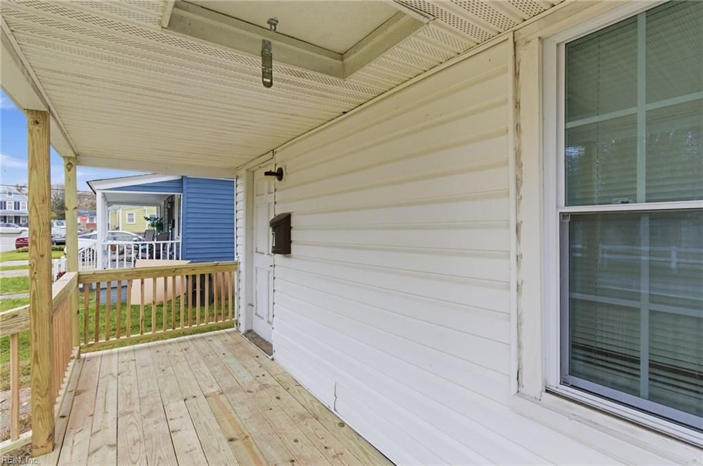 Photo of 7 Central Street Street, Hampton, VA 23663 (MLS # 10611598)