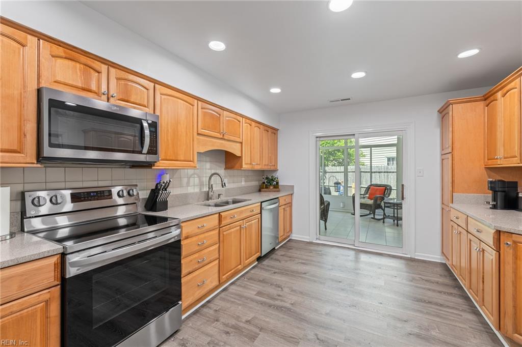 3908 Peridot PL