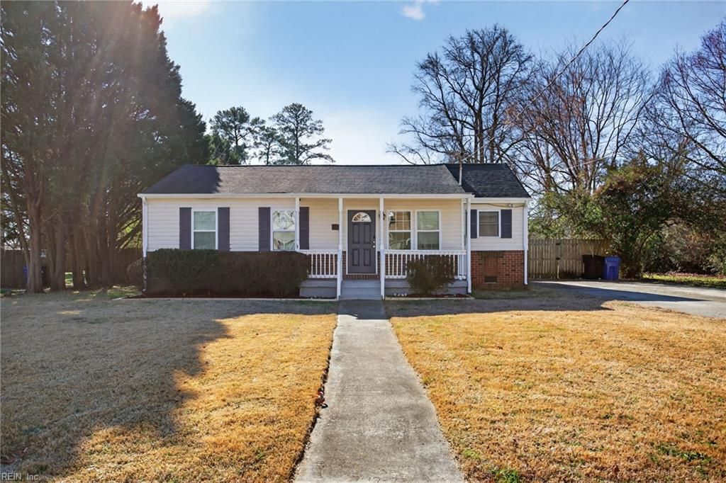 Photo of 5915 Bertrand Street, Portsmouth, VA 23703 (MLS # 10617627)