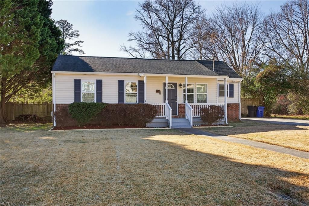 Photo of 5915 Bertrand Street, Portsmouth, VA 23703 (MLS # 10617627)