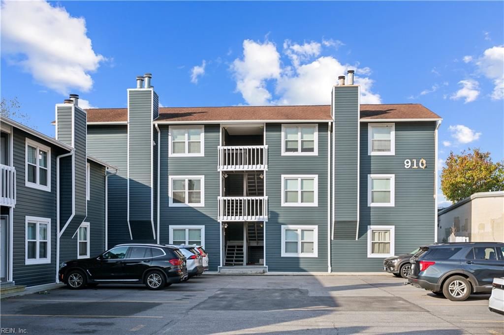 Photo of 910 Mediterranean Avenue #201, Virginia Beach, VA 23451 (MLS # 10628481)