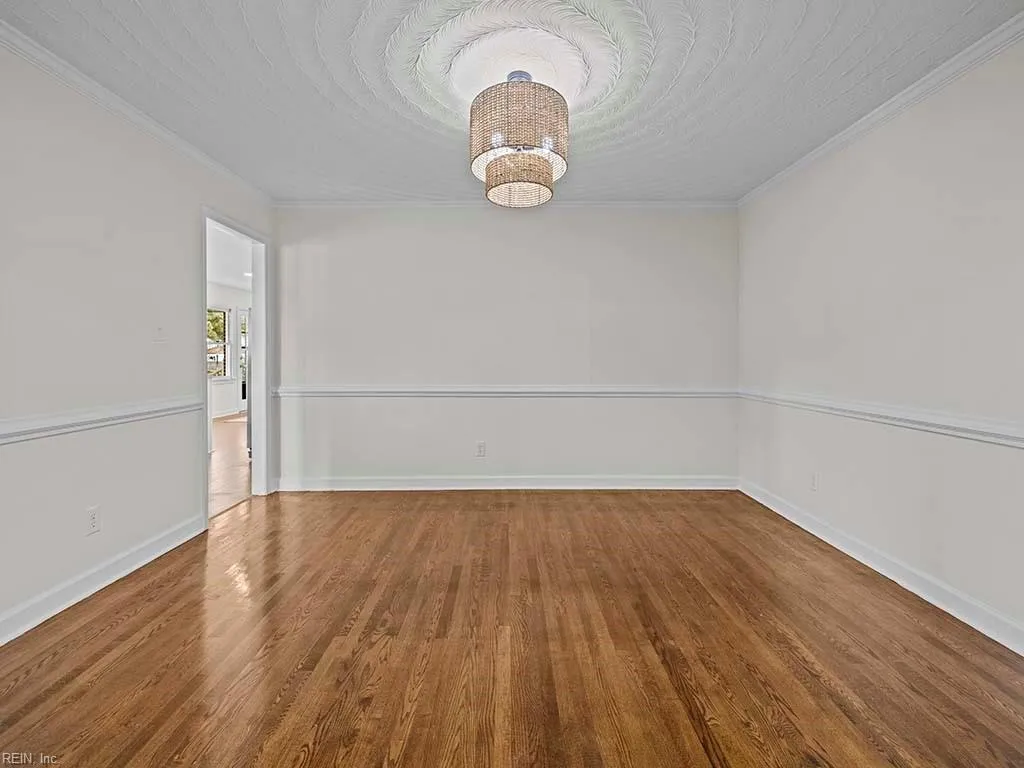 Virginia Beach, Virginia 23451, United States, 3 Bedrooms Bedrooms, ,3 BathroomsBathrooms,Residential,Pending,33985