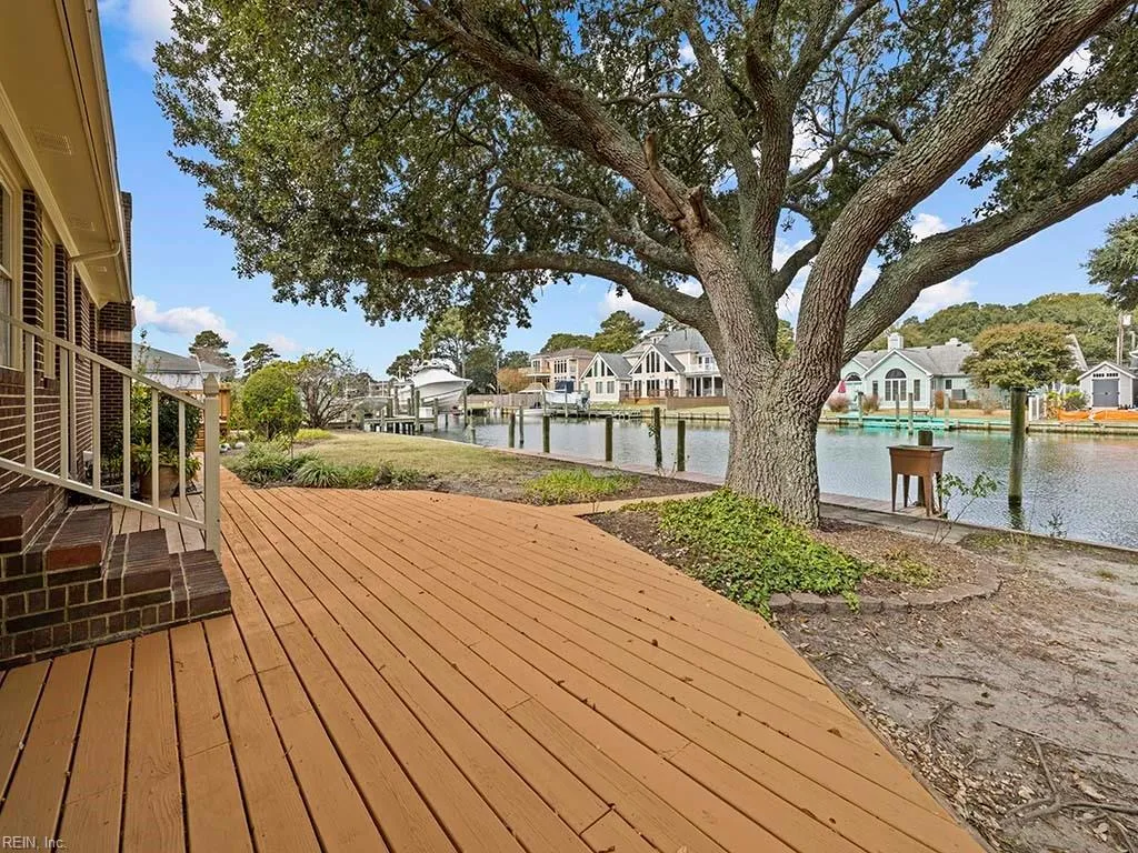 Virginia Beach, Virginia 23451, United States, 3 Bedrooms Bedrooms, ,3 BathroomsBathrooms,Residential,Pending,33985