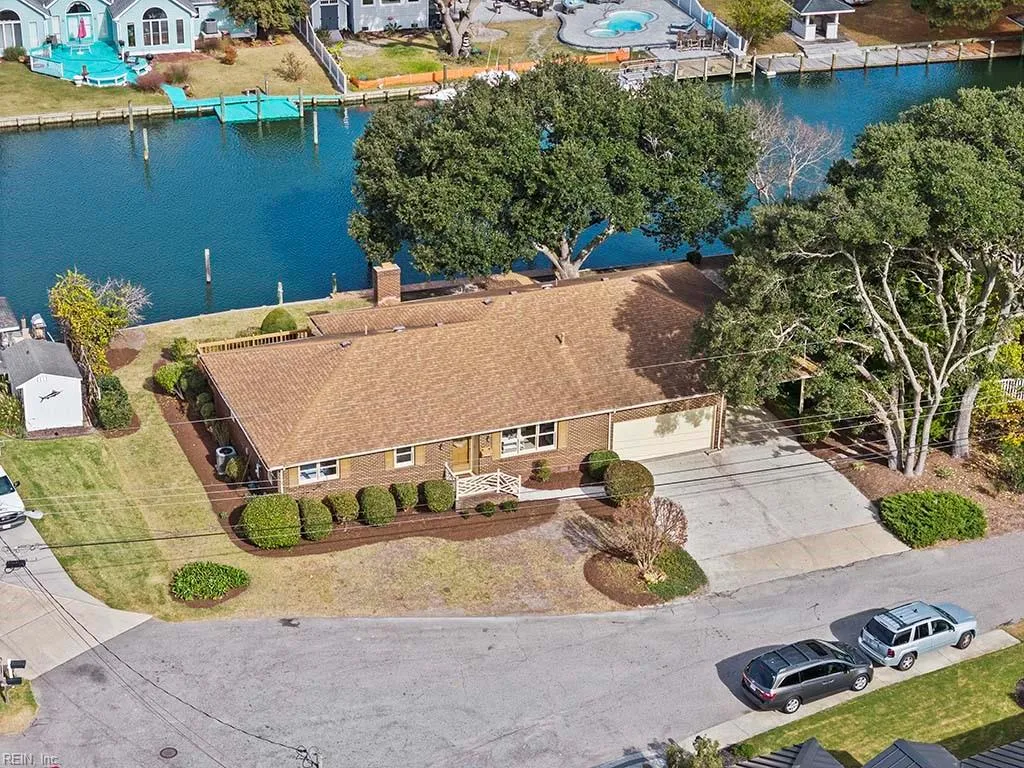 Virginia Beach, Virginia 23451, United States, 3 Bedrooms Bedrooms, ,3 BathroomsBathrooms,Residential,Pending,33985