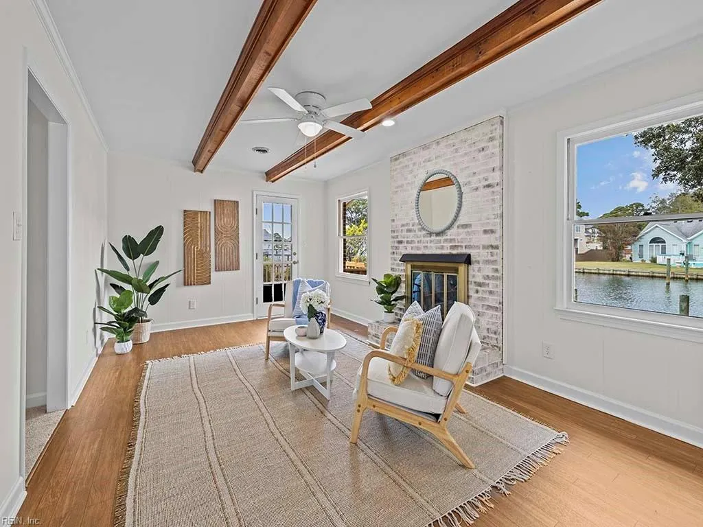 Virginia Beach, Virginia 23451, United States, 3 Bedrooms Bedrooms, ,3 BathroomsBathrooms,Residential,Pending,33985