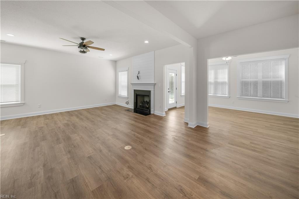 5376 Kenmere LN
