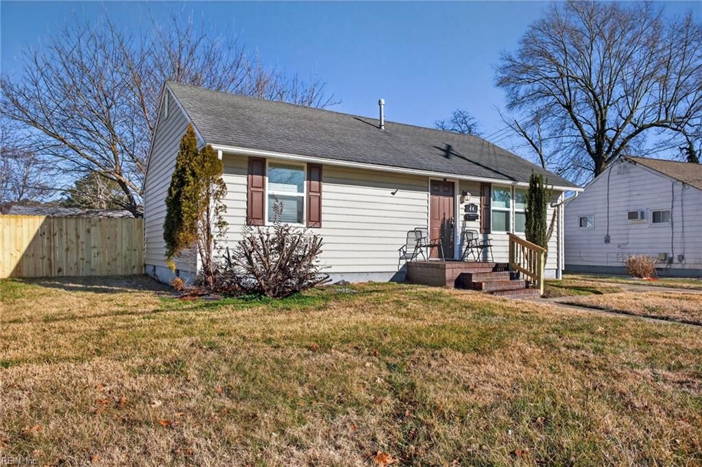 Photo of 44 Newby Drive, Hampton, VA 23666 (MLS # 10617979)