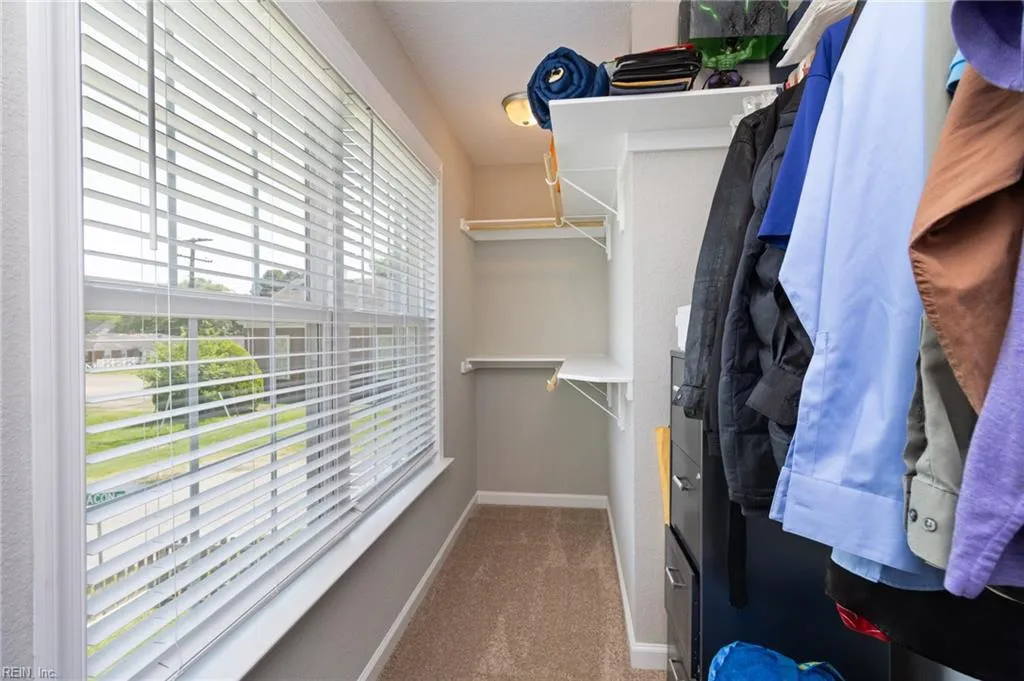 Portsmouth, Virginia 23702, United States, 4 Bedrooms Bedrooms, ,3 BathroomsBathrooms,Residential,Active,136403