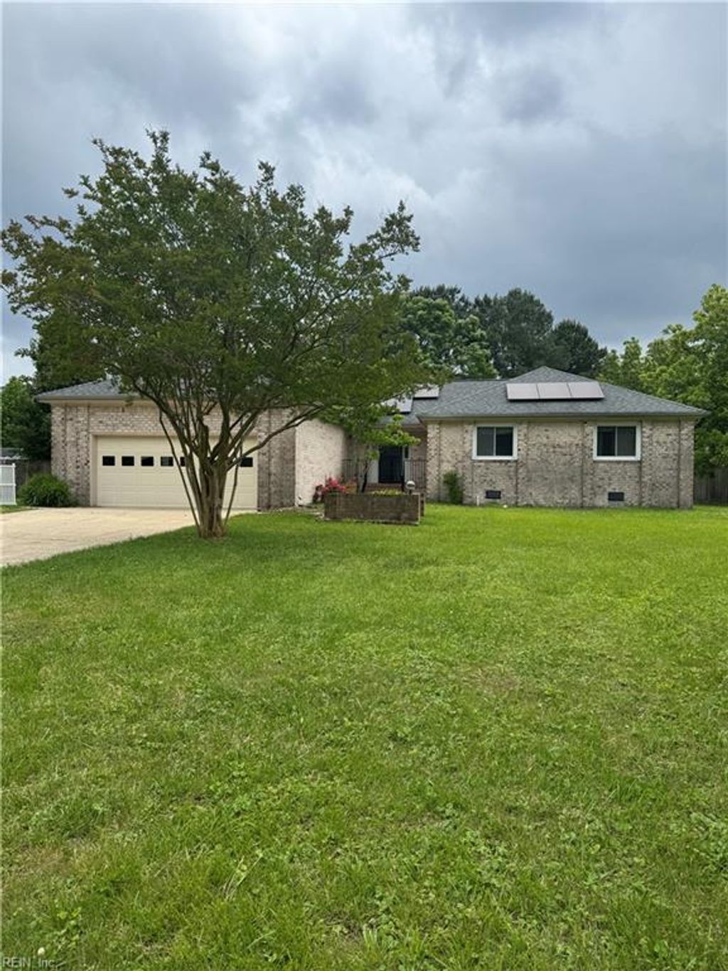 Photo of 2213 Wild Oak Crescent, Virginia Beach, VA 23456 (MLS # 10634989)