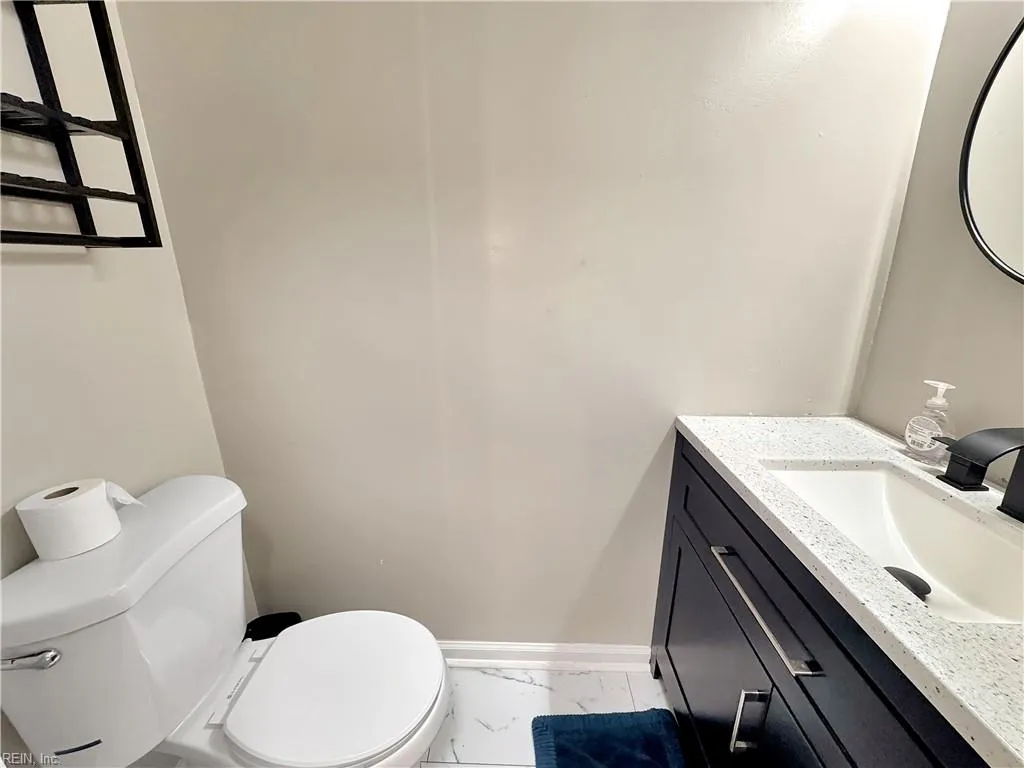 Hampton, Virginia 23666, United States, 3 Bedrooms Bedrooms, ,3 BathroomsBathrooms,Residential,Active,214637