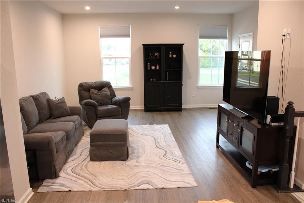 Photo of 209 Falcon Avenue, Portsmouth, VA 23701 (MLS # 10608709)