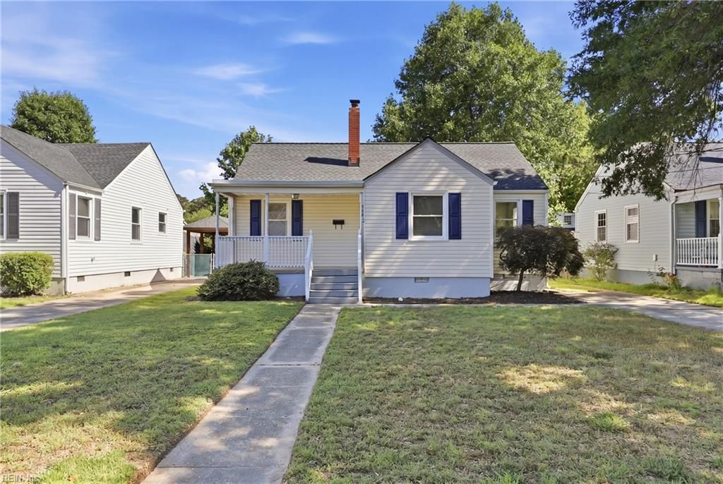 Photo of 318 E Evans Street, Norfolk, VA 23503 (MLS # 10636879)