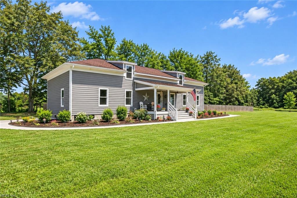 Photo of 2008 Pocaty Creek Lane, Chesapeake, VA 23322 (MLS # 10657656)
