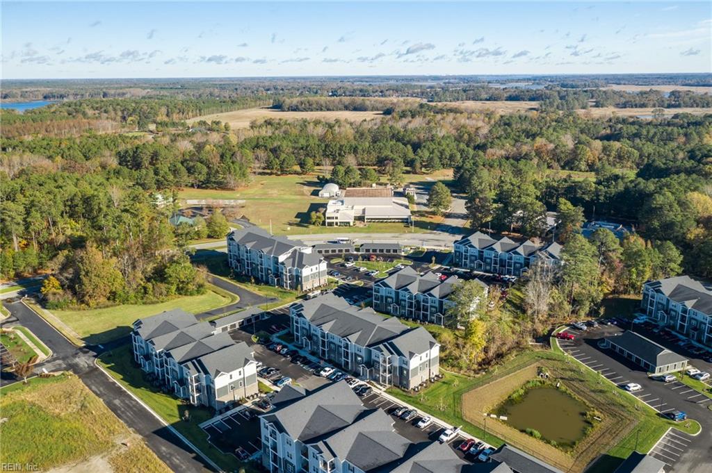 1+ AC Hillpoint DR