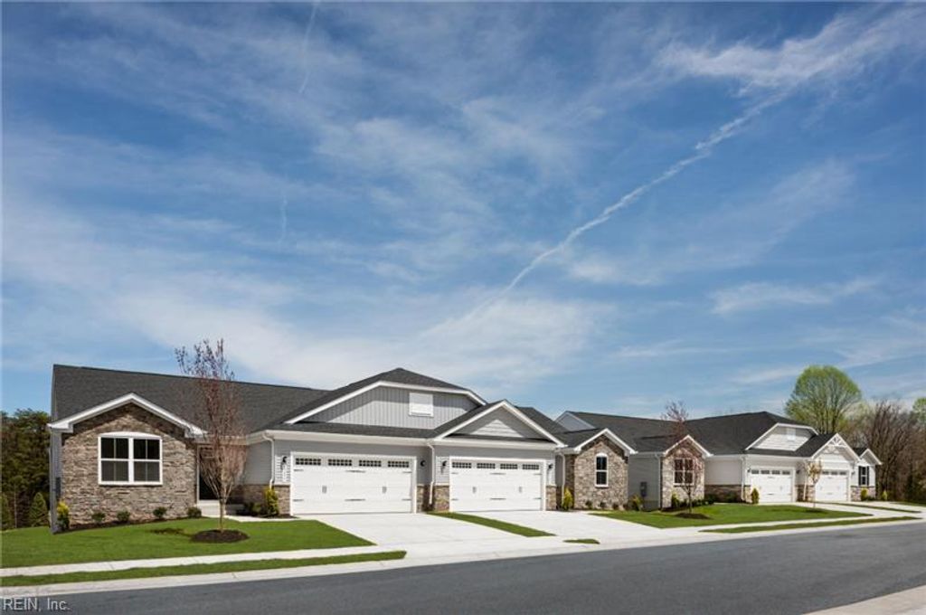 Photo of 328 Medley Lane, Suffolk, VA 23435 (MLS # 10618381)