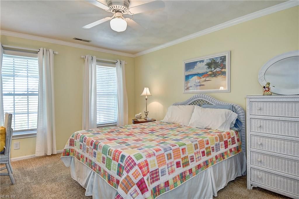 Photo of 605 Foxgate Quarter, Chesapeake, VA 23322 (MLS # 10637811)