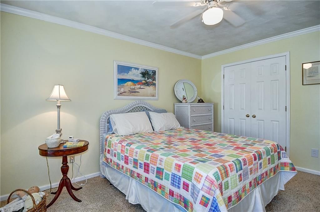 Photo of 605 Foxgate Quarter, Chesapeake, VA 23322 (MLS # 10637811)