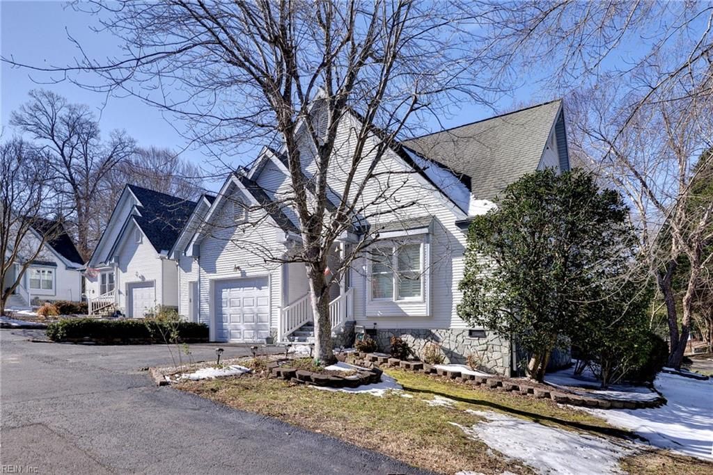 Photo of 4900 Whitby Mews, Williamsburg, VA 23188 (MLS # 10619229)