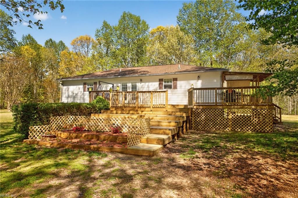 Photo of 8086 Beaver Pond Road, Gloucester, VA 23061 (MLS # 10629421)