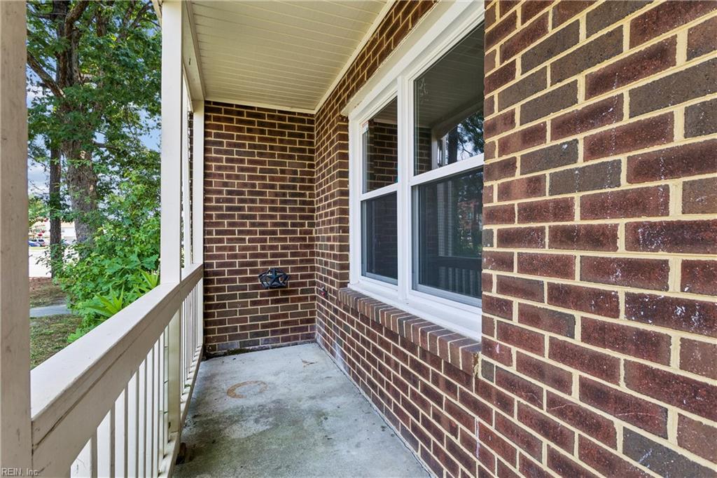Photo of 103 Haverstraw Court, Yorktown, VA 23692 (MLS # 10644673)