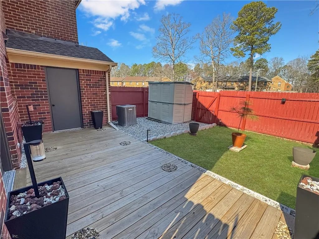 Newport News, Virginia 23608, United States, 3 Bedrooms Bedrooms, ,3 BathroomsBathrooms,Residential,Active,86802