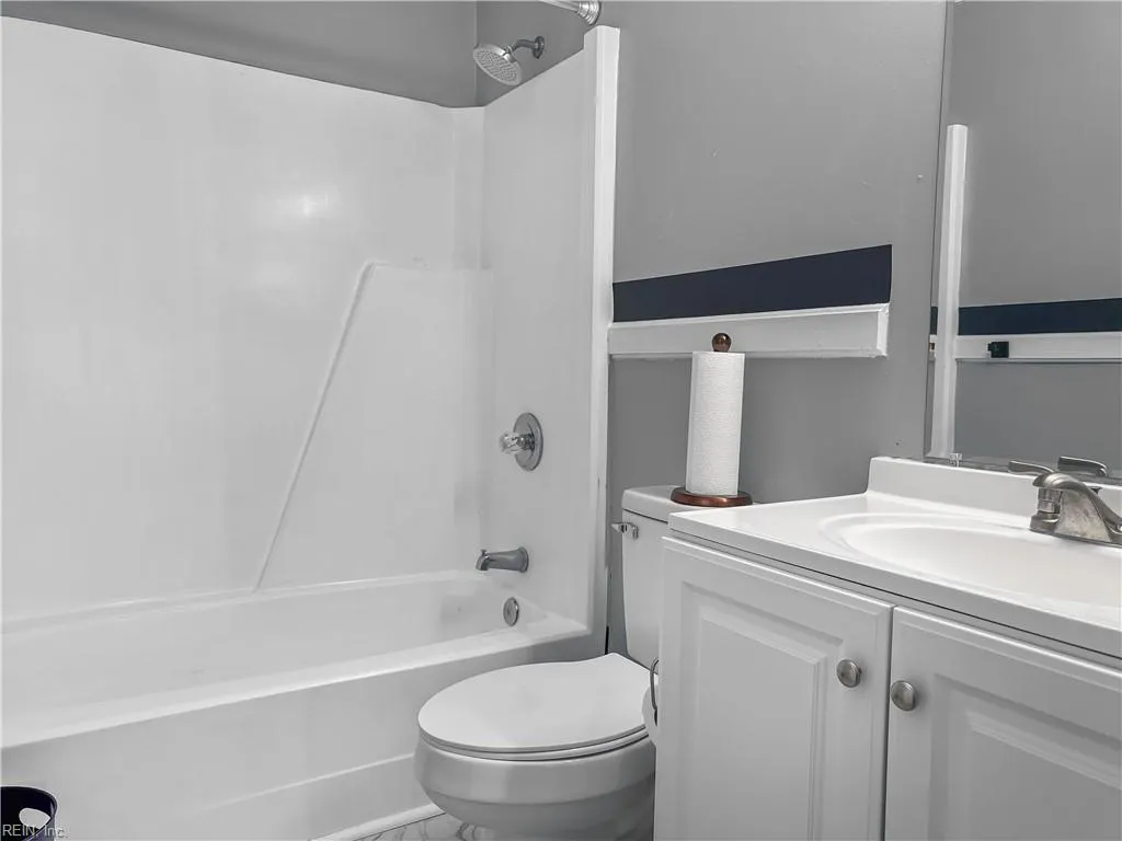 Newport News, Virginia 23608, United States, 3 Bedrooms Bedrooms, ,3 BathroomsBathrooms,Residential,Active,86802