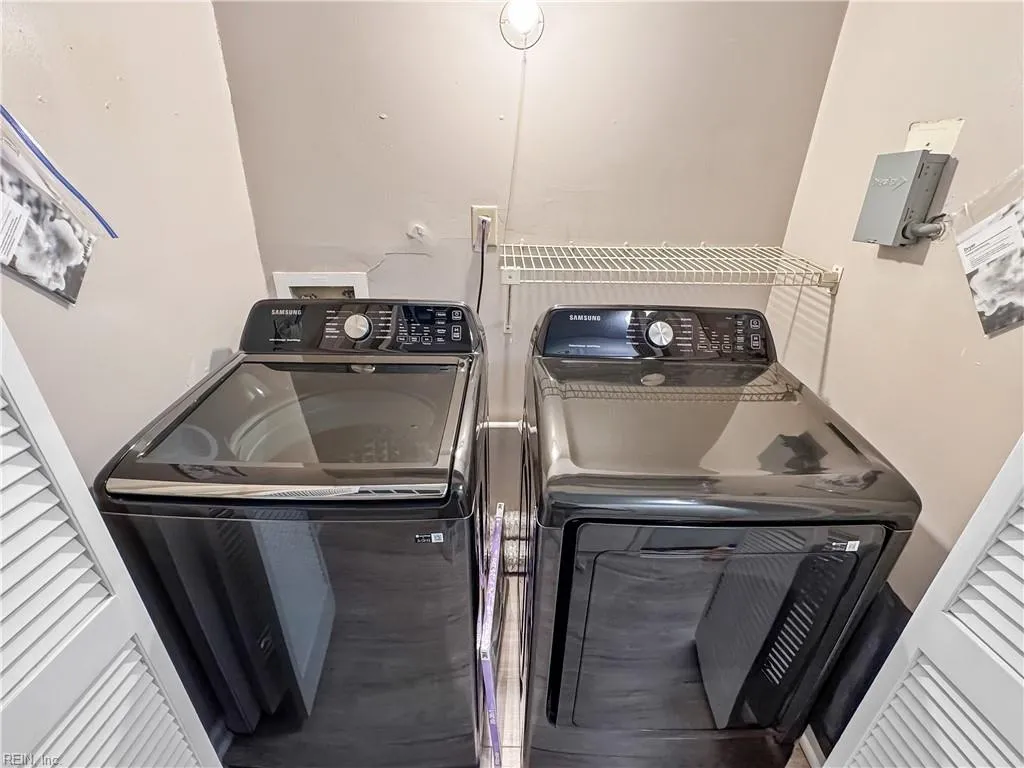 Newport News, Virginia 23608, United States, 3 Bedrooms Bedrooms, ,3 BathroomsBathrooms,Residential,Active,86802