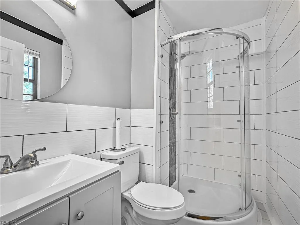 Newport News, Virginia 23608, United States, 3 Bedrooms Bedrooms, ,3 BathroomsBathrooms,Residential,Active,86802