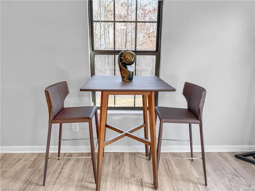 Newport News, Virginia 23608, United States, 3 Bedrooms Bedrooms, ,3 BathroomsBathrooms,Residential,Active,86802