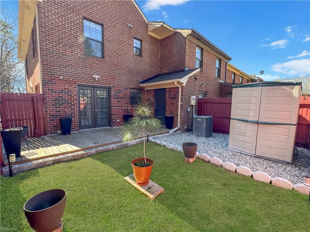 Newport News, Virginia 23608, United States, 3 Bedrooms Bedrooms, ,3 BathroomsBathrooms,Residential,Active,86802