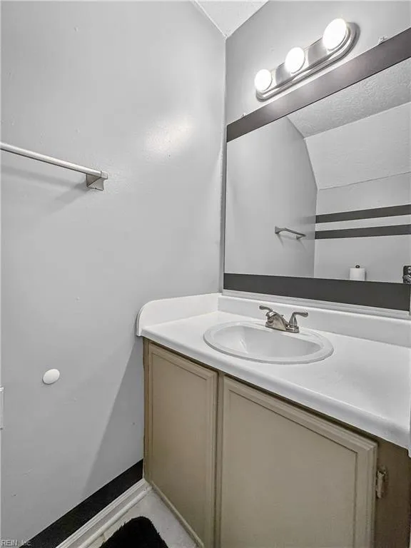 Newport News, Virginia 23608, United States, 3 Bedrooms Bedrooms, ,3 BathroomsBathrooms,Residential,Active,86802