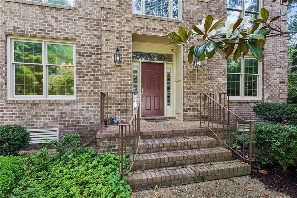 Photo of 217 Yorkshire Drive, Williamsburg, VA 23185 (MLS # 10640208)