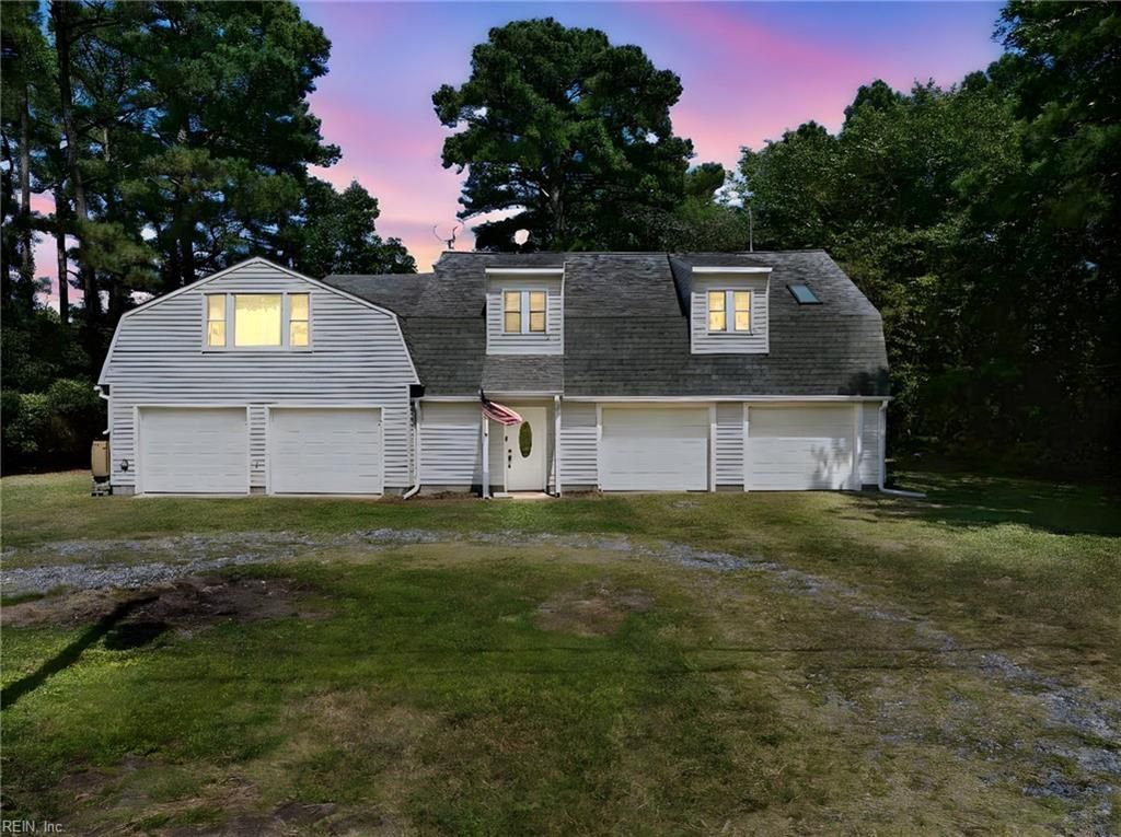 Photo of 423 Kings Landing Road, Onemo, VA 23130 (MLS # 10644526)