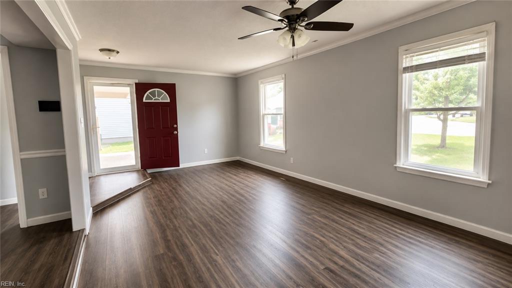 Photo of 851 Weyanoke Lane, Newport News, VA 23608 (MLS # 10636315)