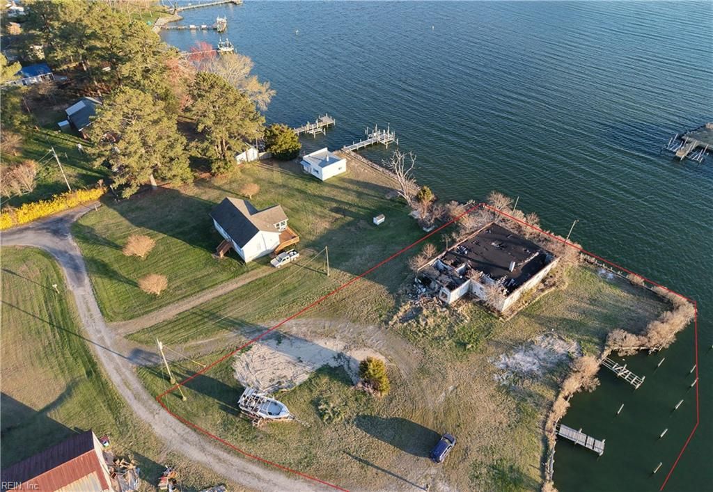 Photo of 123 Waterview Road, Lancaster, VA 22503 (MLS # 10627625)