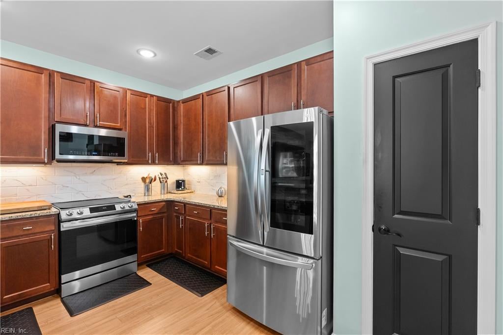 Photo of 4332 Hillingdon Bend #106, Chesapeake, VA 23321 (MLS # 10653142)