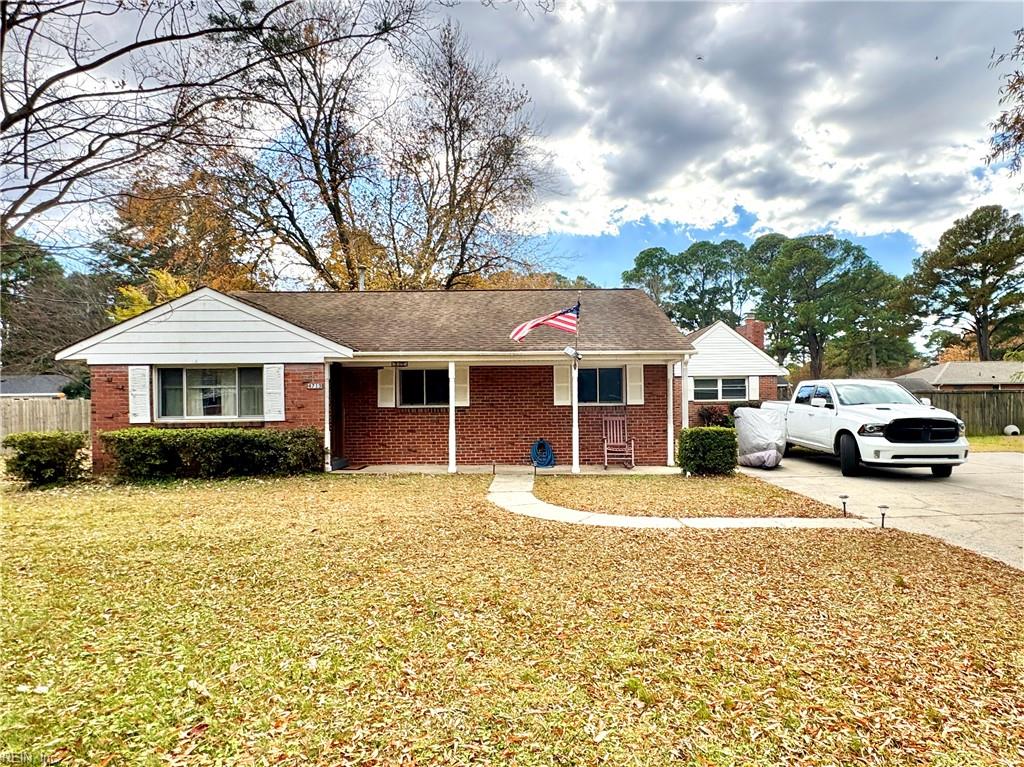 Photo of 1920 Norview Avenue, Norfolk, VA 23518 (MLS # 10656750)