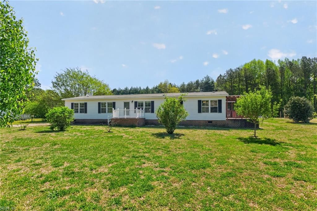 Photo of 11867 Harcum Road, Gloucester, VA 23061 (MLS # 10630200)