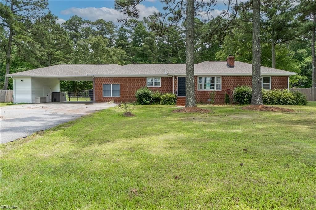 Photo of 1724 Whaleyville Boulevard, Suffolk, VA 23434 (MLS # 10622817)