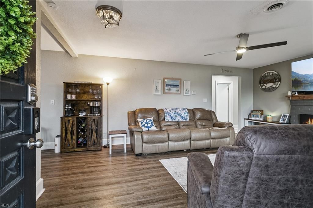 Photo of 1724 Whaleyville Boulevard, Suffolk, VA 23434 (MLS # 10622817)