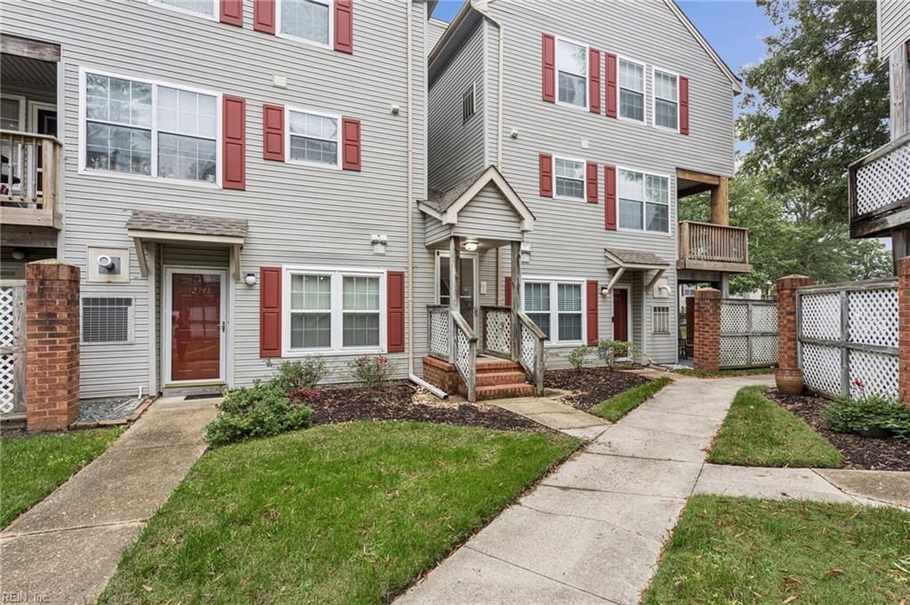 Photo of 12747 Daybreak Circle, Newport News, VA 23602 (MLS # 10606656)